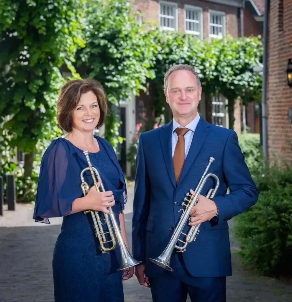 Trompetduo arjan en edith post
